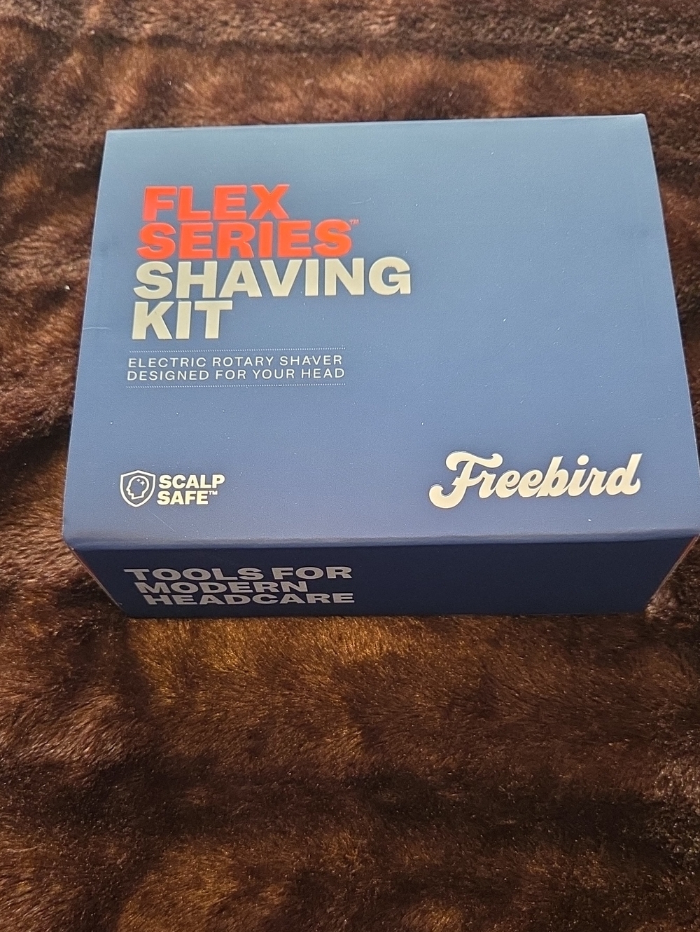 freebird Flex Series Shaving Kit - Blue with Red Accents